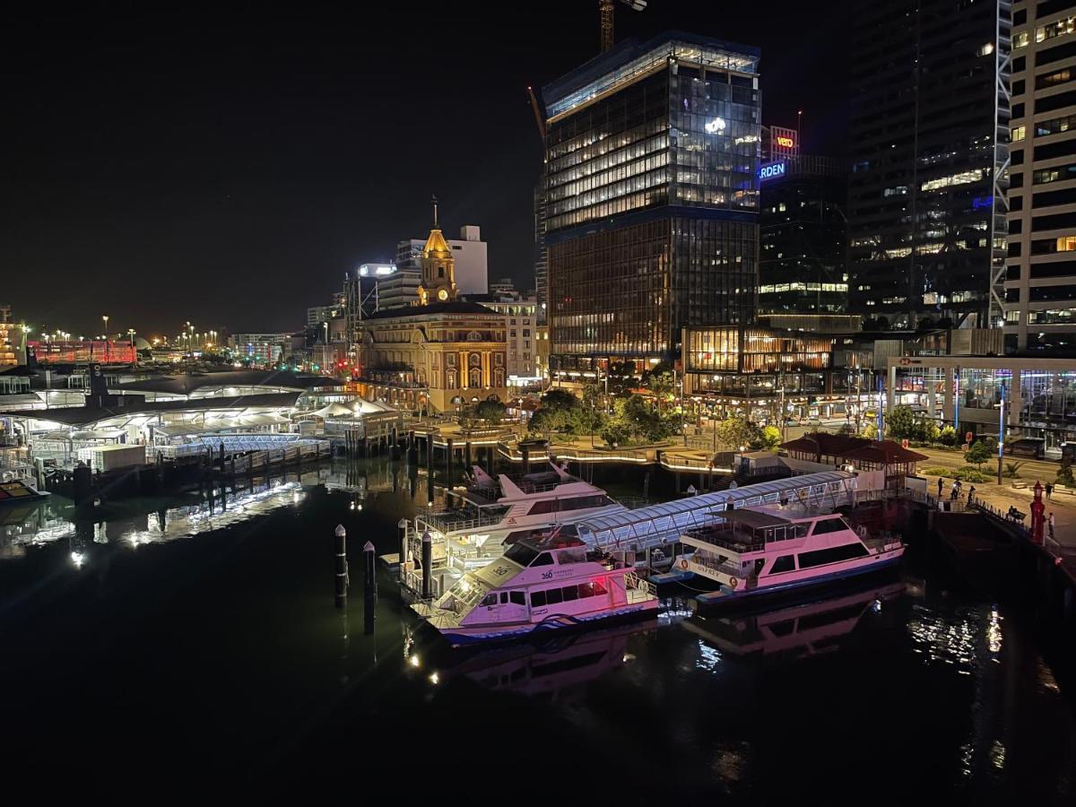 Luxury Apartment - Parking - Hot Tub - Stunning Views Auckland Kültér fotó