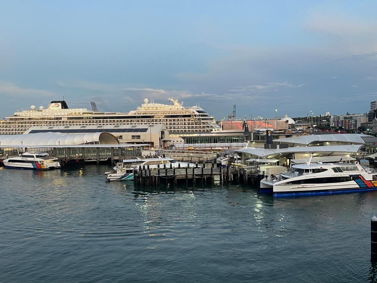 Luxury Apartment - Parking - Hot Tub - Stunning Views Auckland Kültér fotó