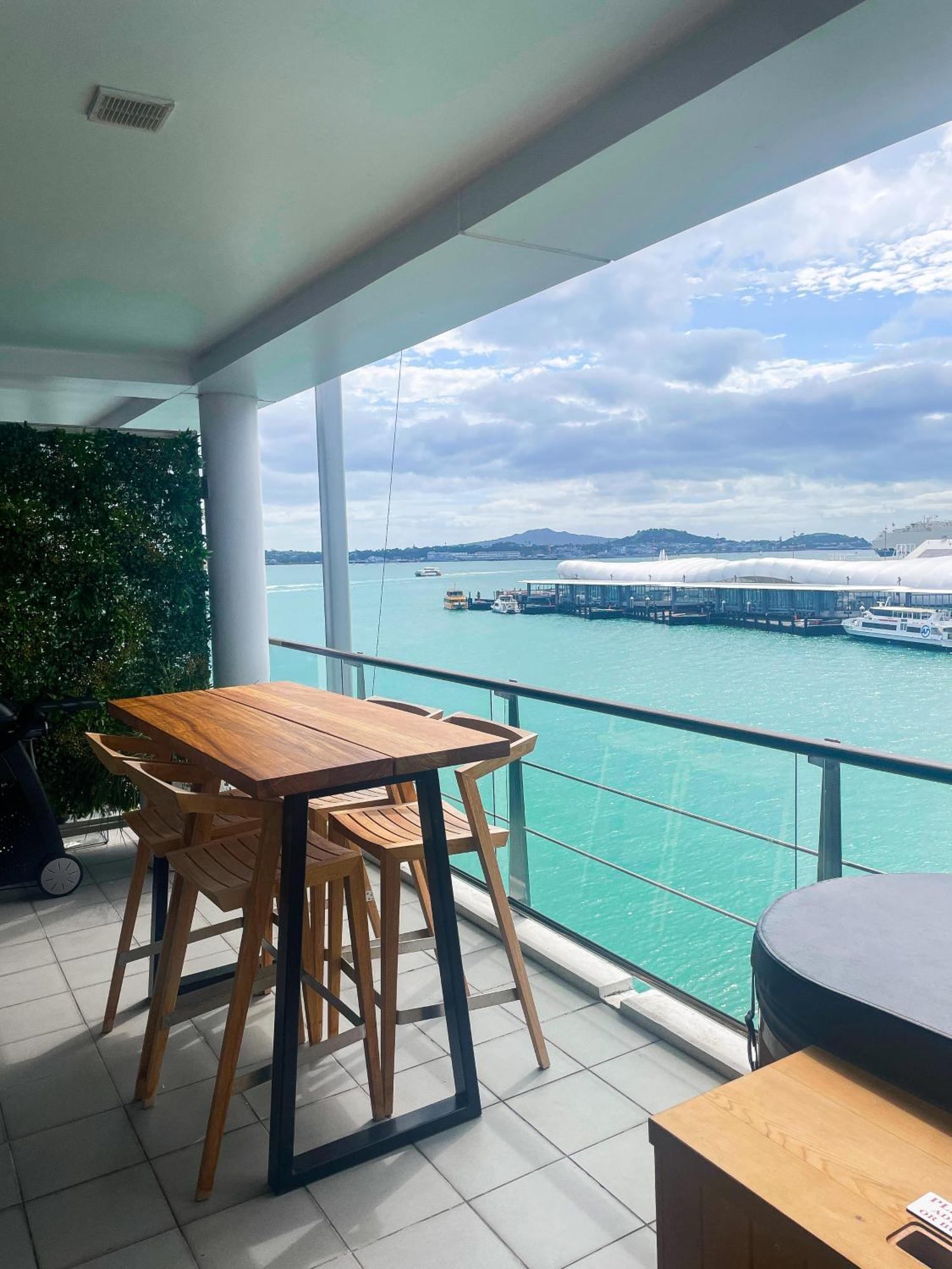 Luxury Apartment - Parking - Hot Tub - Stunning Views Auckland Kültér fotó